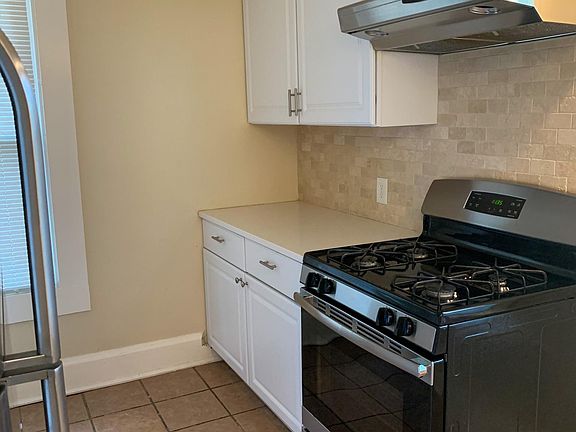 3rd image of 506 E Mitchell Ave #2