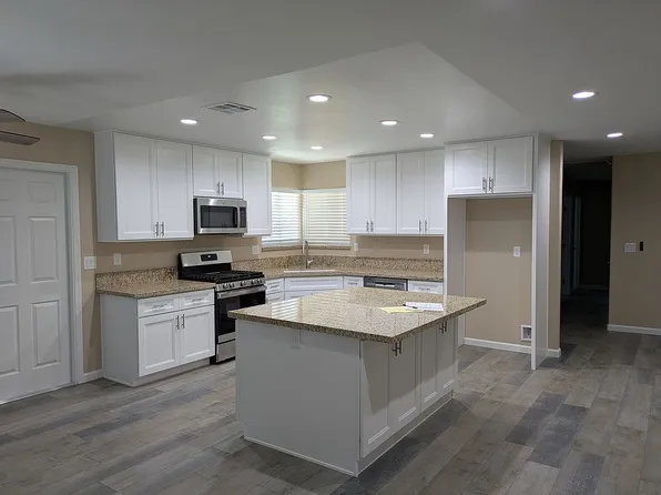 2709 Sierraglen Ct, Bakersfield, CA 93306