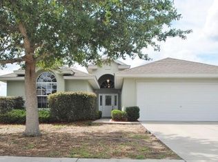 4980 Treasure Cay Rd, Tavares, FL 32778