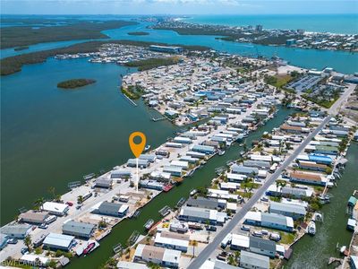 27 Emily Ln, Fort Myers Beach, FL, 33931