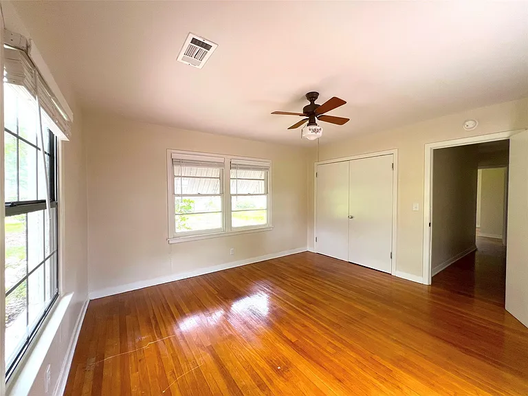 2206 Nancy Lou St — Photo 19
