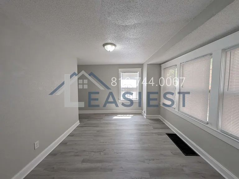4007 Virginia Ave — Photo 5