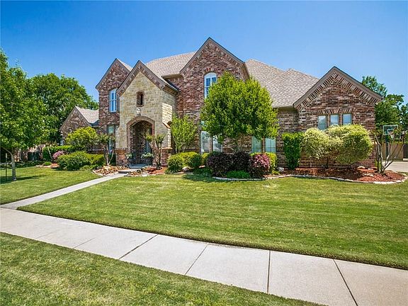 2nd image of 8304 Thornridge Dr