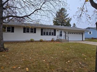 1215 Mitchell Pl, Fergus Falls, MN 56537