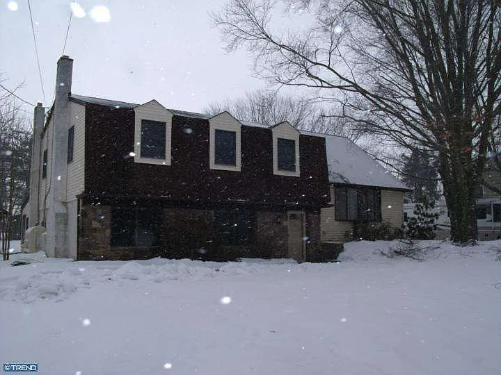 1241 Spencer Rd photo 1