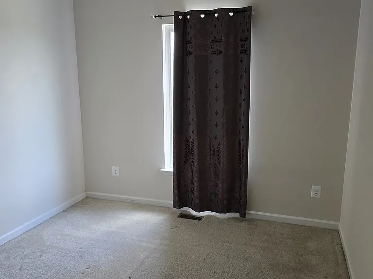 21043 Ashburn Heights Dr — Photo 34