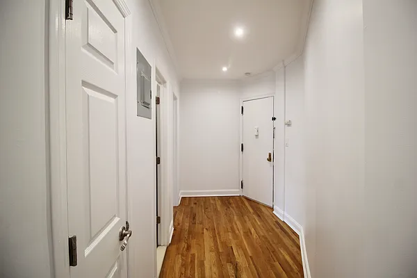 Rented by Hagstrom Management Inc | media 9