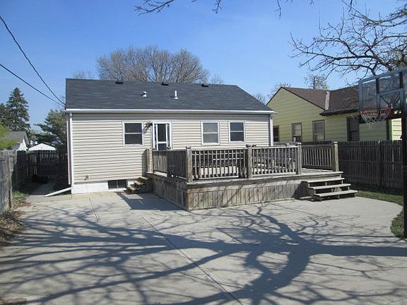 3rd image of 3419 8th Ave