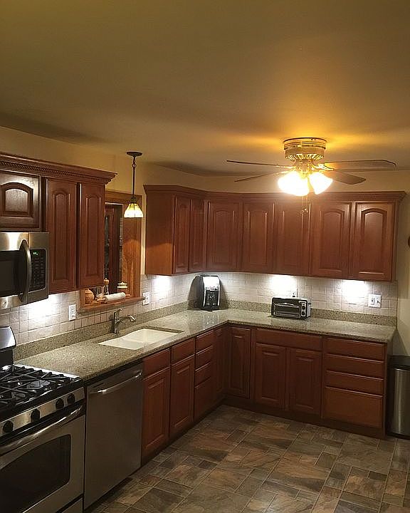 1st image of 23 Kenlyn Dr