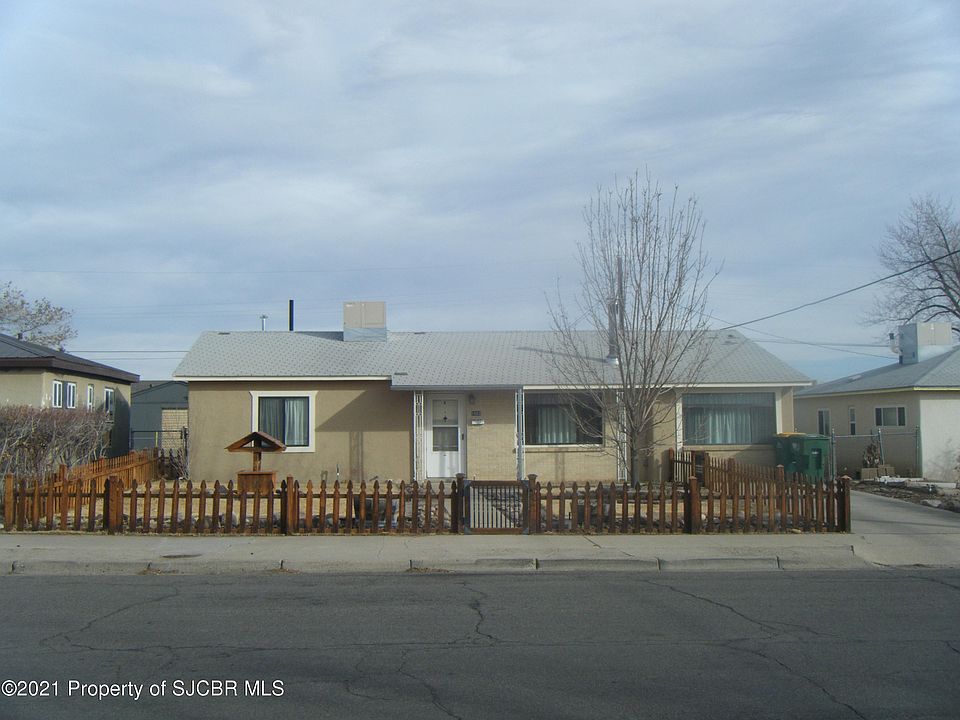 1st image of 1602 N Laguna Ave