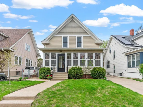 1503 Hague Ave, Saint Paul, MN 55104