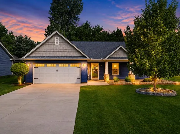 111 Auburn Ln, Greenwood, SC 29649