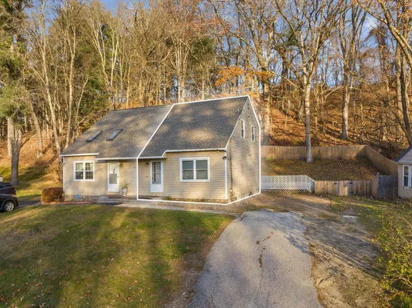 43 B Dale Road, Hooksett, NH 03106