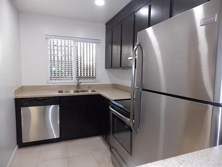 2155 Felspar St — Photo 5