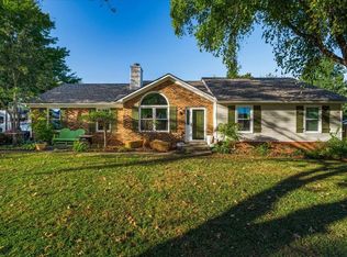 4044 Hillside Dr, Lexington, KY 40514