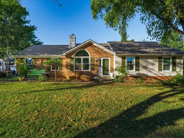 4044 Hillside Dr, Lexington, KY 40514