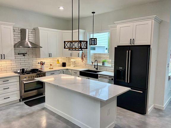 Cafe 22.2 cu. ft. French Door Refrigerator with Hot Water Dispenser in Matte Black, Counter Depth and Fingerprint Resistant