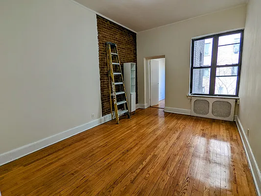 Rented by Guidance Realty Corp. | media 8