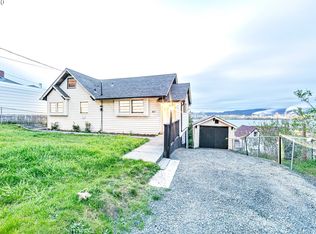 411 W East St, Rainier, OR 97048