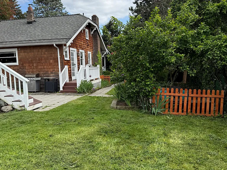 5124 S Frontenac St — Photo 11