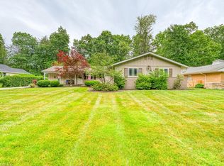 10535 Laurel Ln, Brecksville, OH
