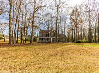 1420 Ashland Dr, Statham, GA 30666
