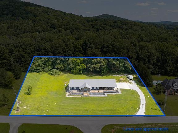 2nd image of 420 Fall Cir