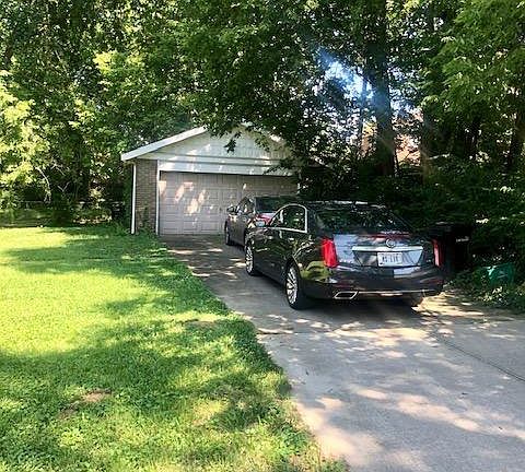 3rd image of 1135 Carolina Ave