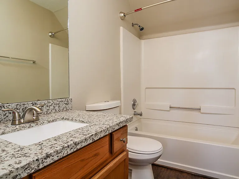 9711 Farrell Dr — Photo 12