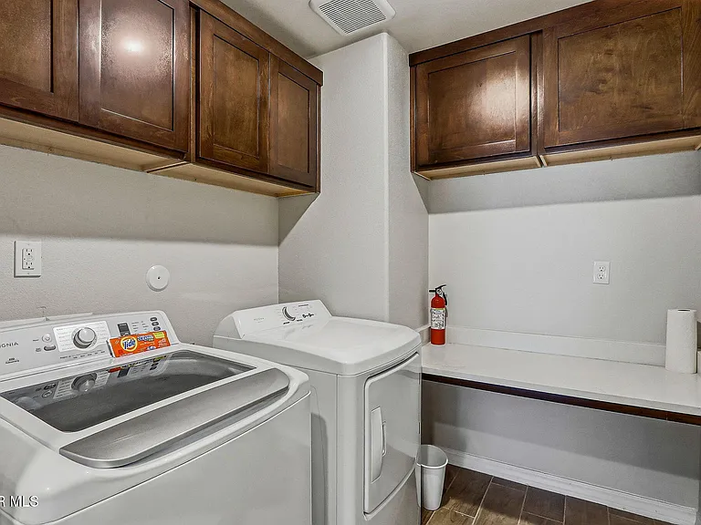 7509 Enchanted Park Dr — Photo 39
