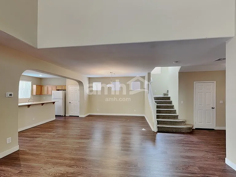8060 Villa Trovas Ct — Photo 7