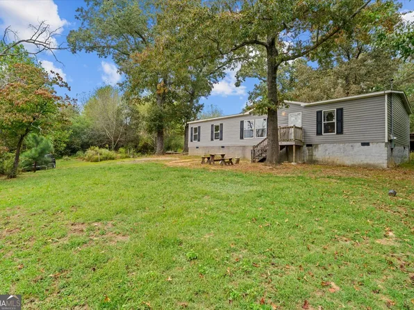 731 Falcon Cir, Chatsworth, GA 30705