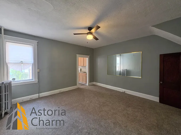 1561 Homestead St — Photo 6