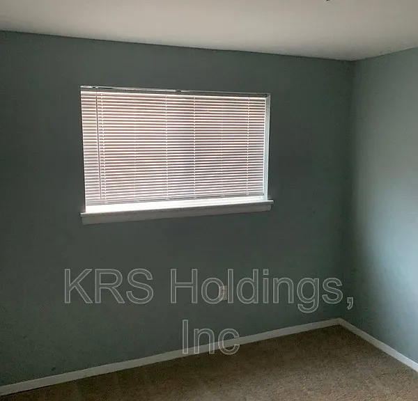 1822 Williamsburg Rd #5 — Photo 8