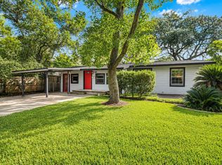 519 Magnolia St, Lake Jackson, TX 77566