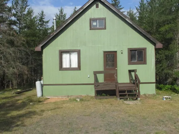 22434 Plains Rd, Covington, MI 49919