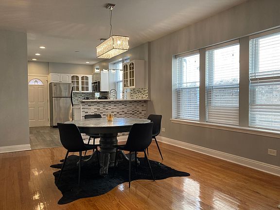 5th image of 4124 N Whipple St APT 1