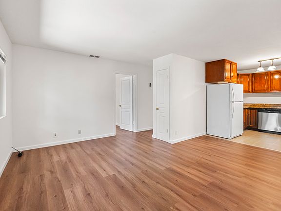 5th image of 748 Concord Ave APT 1
