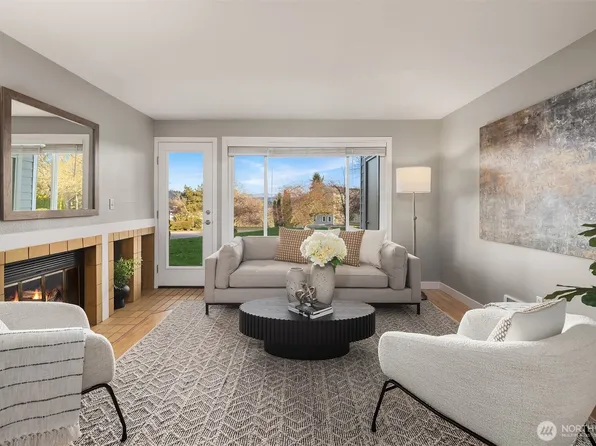 7004 155th Place NE #7004, Redmond, WA 98052