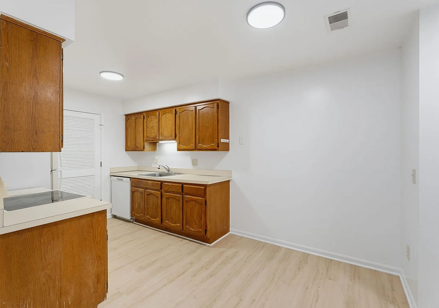 18600 Fraser Group — Photo 4