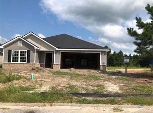 208 Roswell Dr E, Brunswick, GA 31525