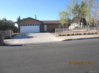 15999 Smoke Tree St, Hesperia, CA 92345