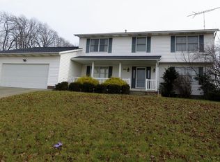 814 Meese Rd NE, Louisville, OH 44641