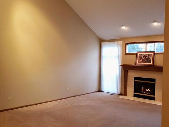 3rd image of 20331 Lucerne Ln
