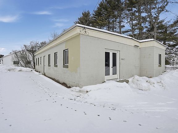 2nd image of 109 Royalston Rd