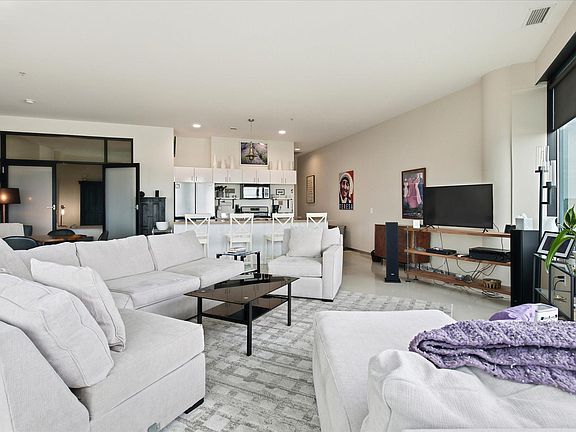 5th image of 5601 Smetana Dr Unit 512