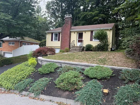 3 Chatanika Ave, Worcester, MA 01602
