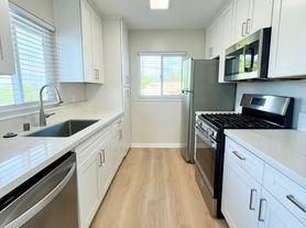 4682-92 W Point Loma Blvd