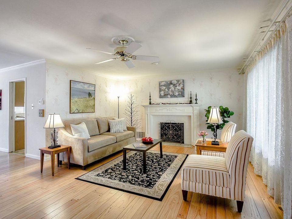 1st image of 3016 El Prado Way