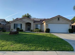 10704 Wind Blossom Ave, Bakersfield, CA 93312